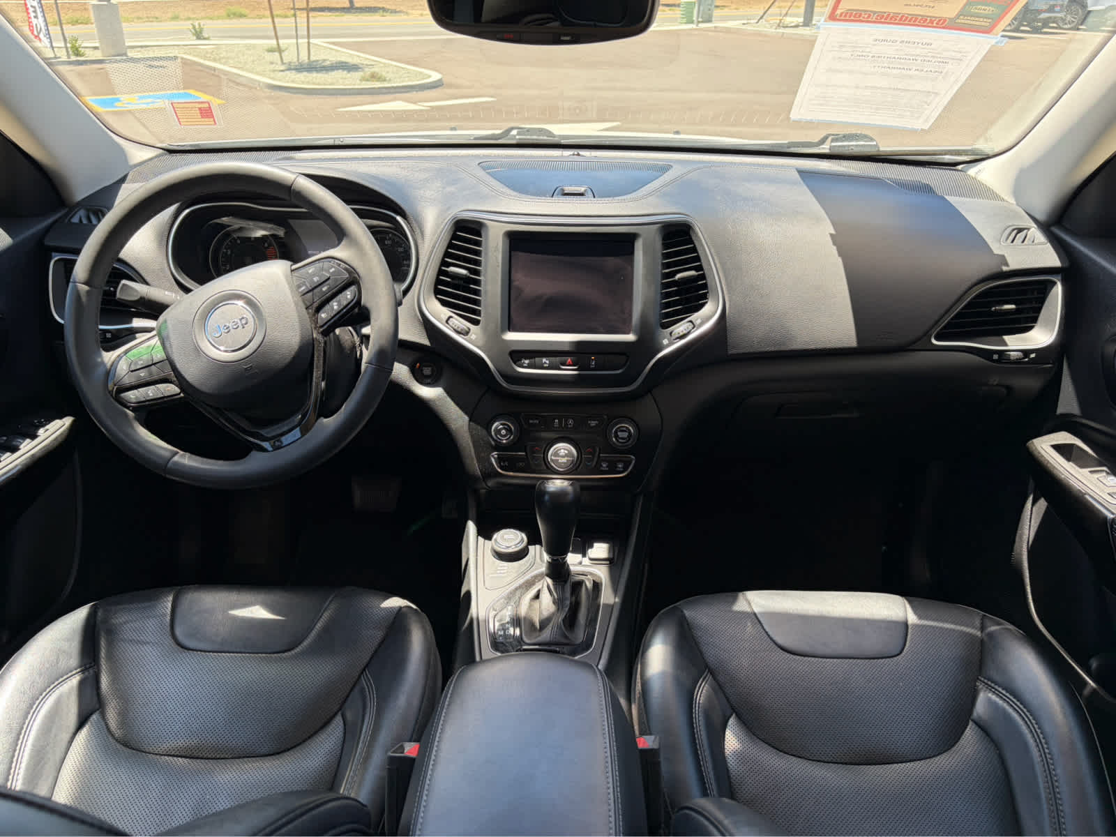 2023 Jeep Cherokee Altitude Lux
