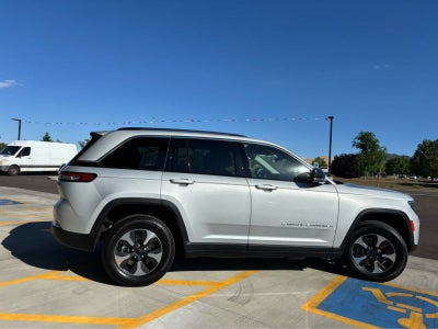 2022 Jeep Grand Cherokee 4xe Base