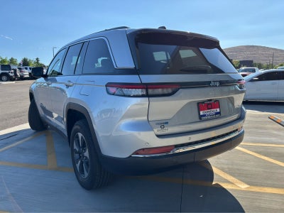 2022 Jeep Grand Cherokee 4xe Base