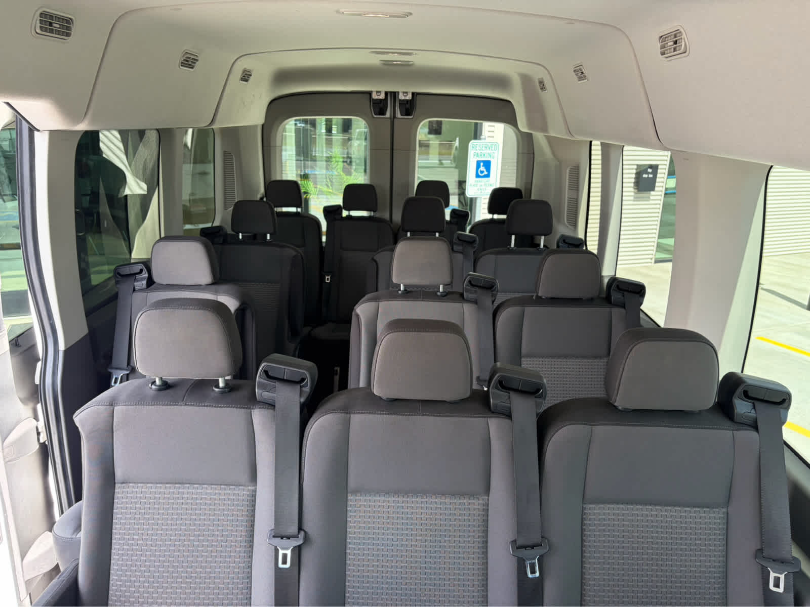 2025 Ford Transit Passenger Wagon XLT