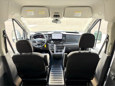 2025 Ford Transit Passenger Wagon XLT
