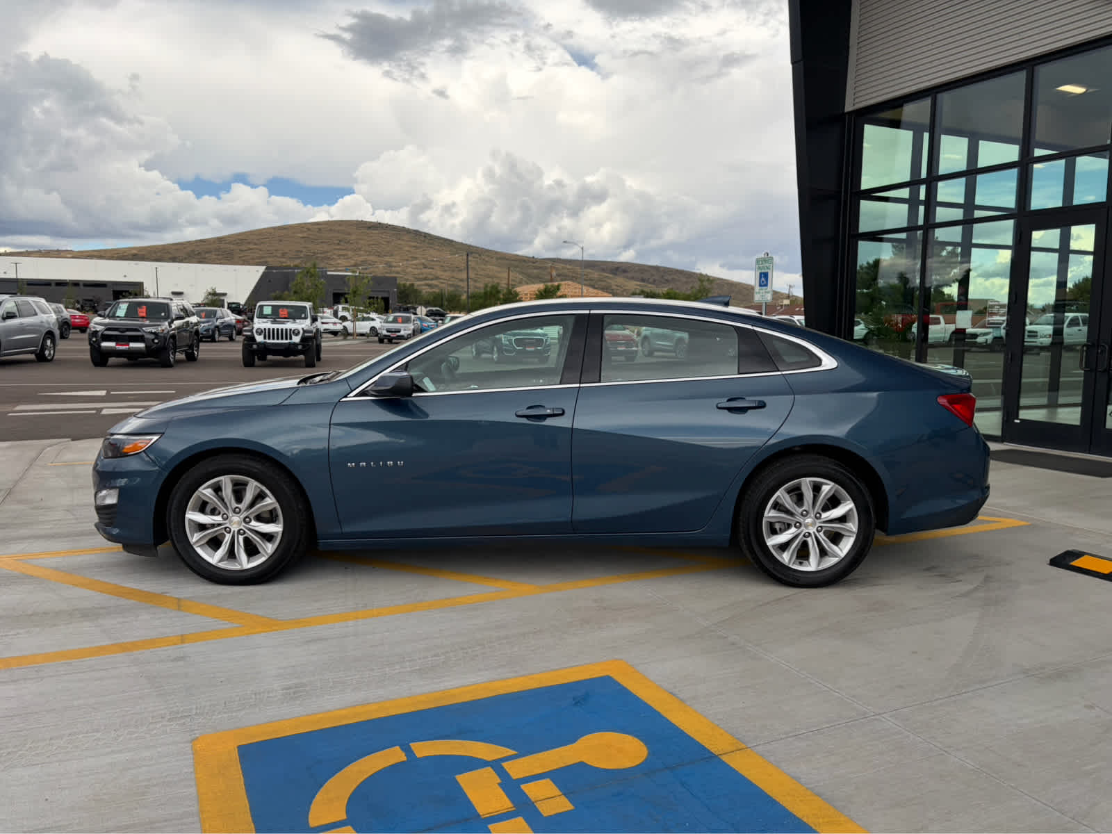 2025 Chevrolet Malibu LT