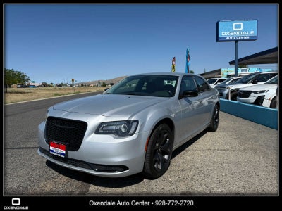 2021 Chrysler 300 Touring
