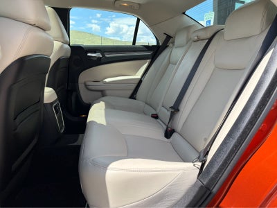 2021 Chrysler 300 Touring L