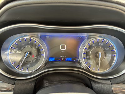 2021 Chrysler 300 Touring L