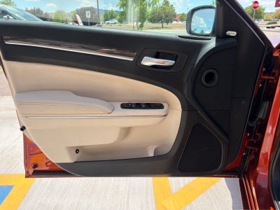 2021 Chrysler 300 Touring L