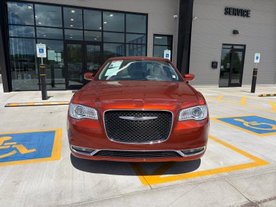 2021 Chrysler 300 Touring L
