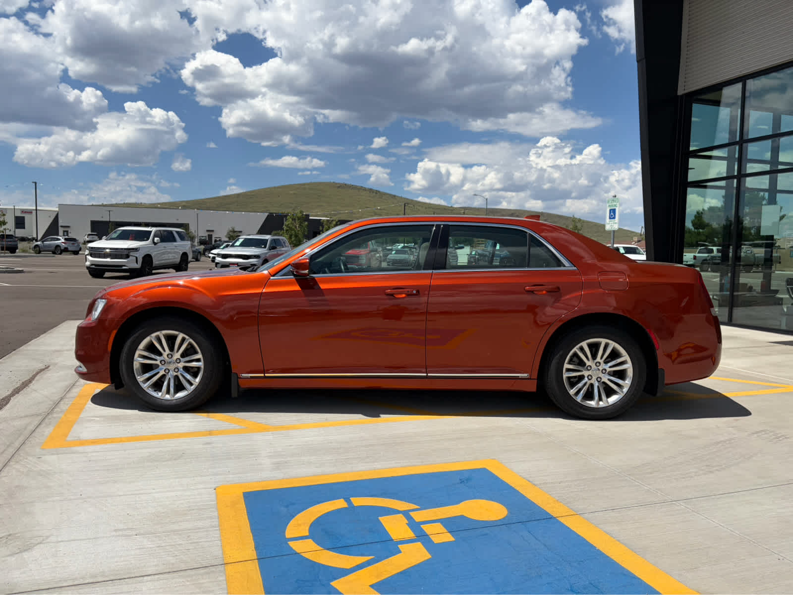 2021 Chrysler 300 Touring L