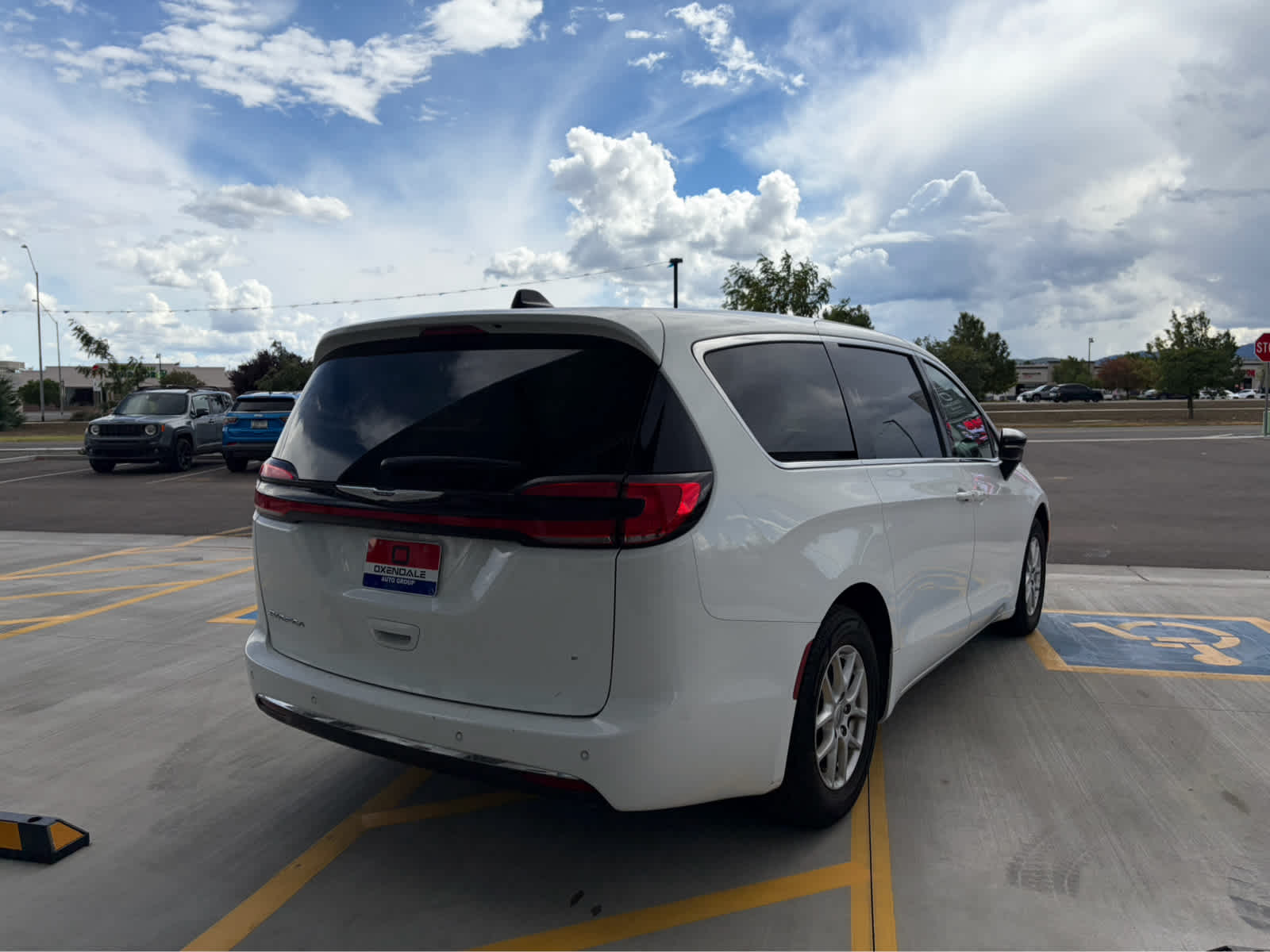 2024 Chrysler Pacifica Touring L