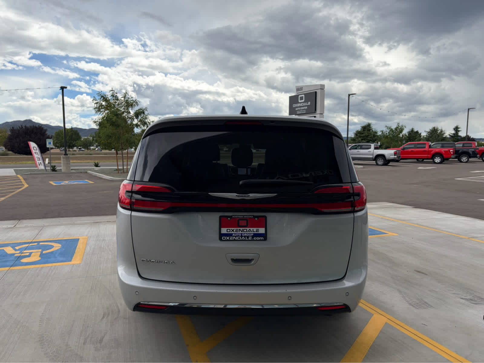 2024 Chrysler Pacifica Touring L