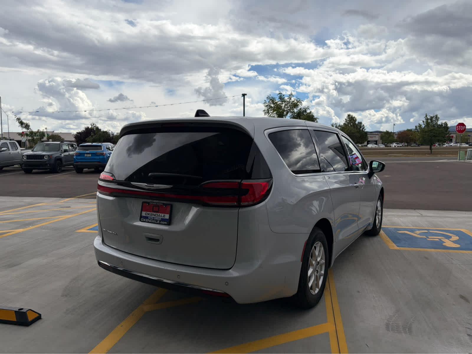 2024 Chrysler Pacifica Touring L