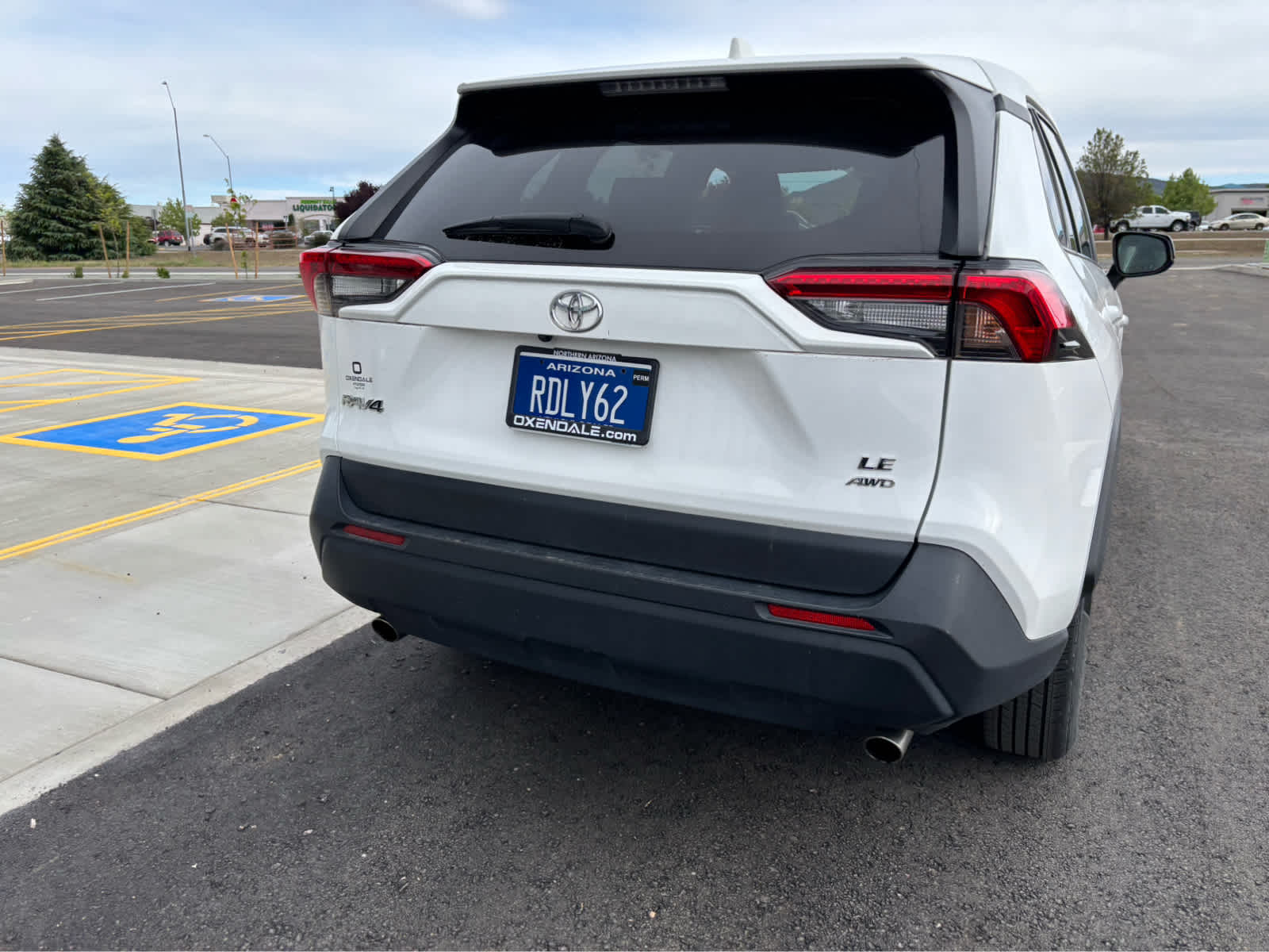 2024 Toyota RAV4 LE