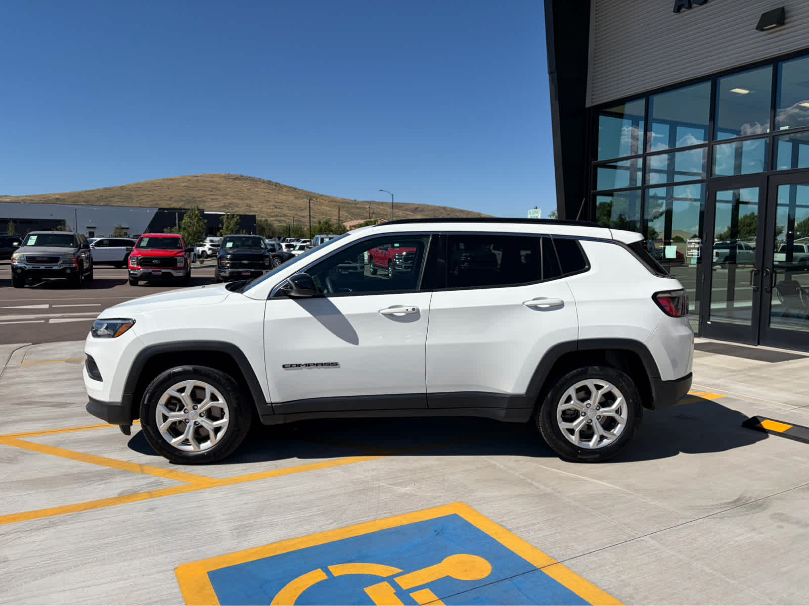 2024 Jeep Compass Latitude