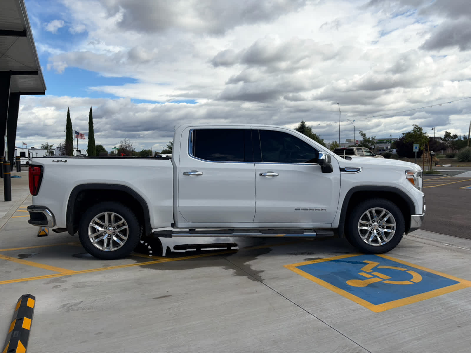 2019 GMC Sierra 1500 SLT