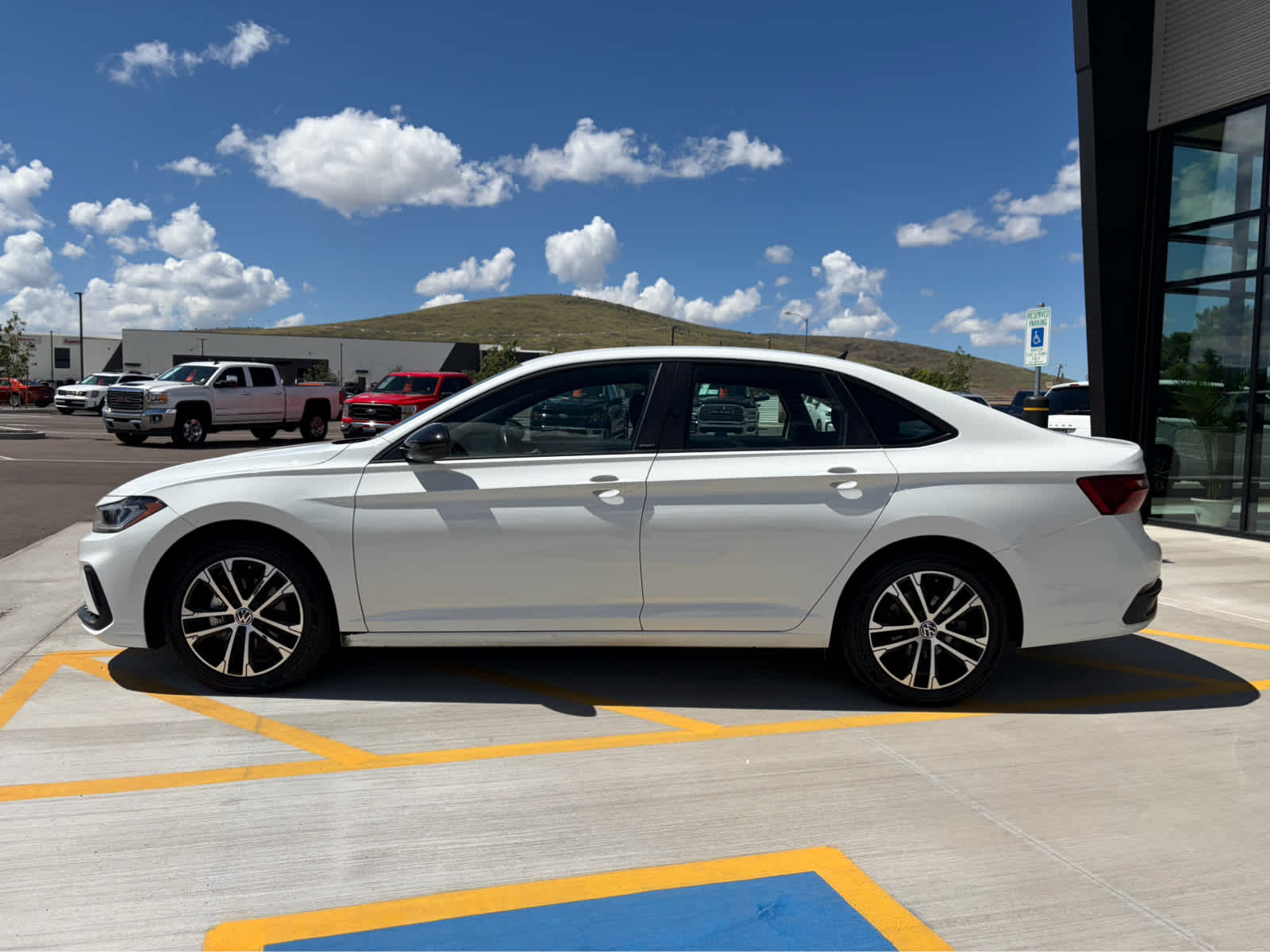 2025 Volkswagen Jetta Sport