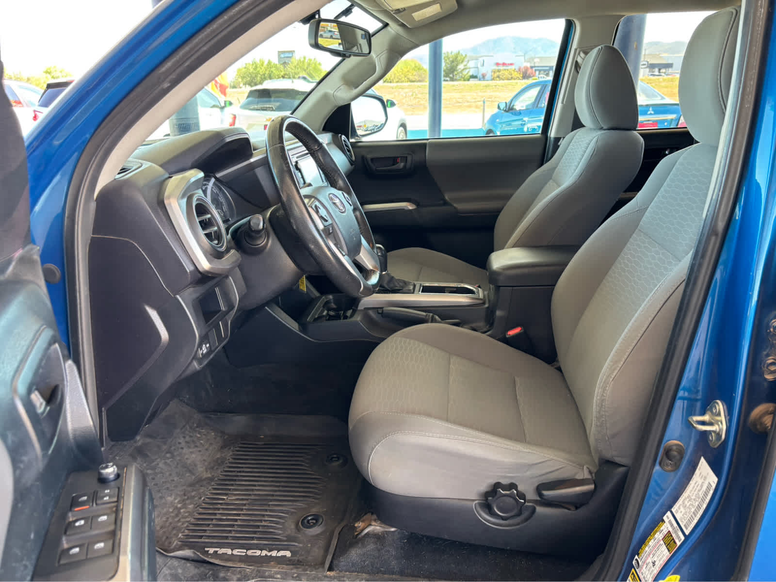 2017 Toyota Tacoma SR5