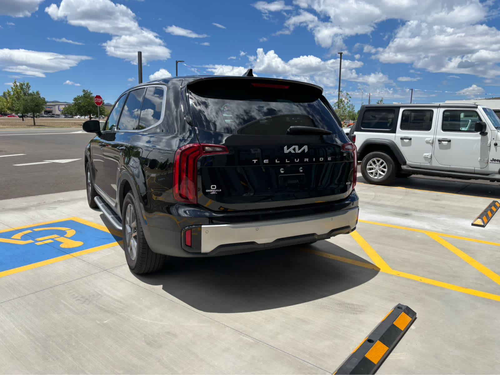 2024 Kia Telluride LX