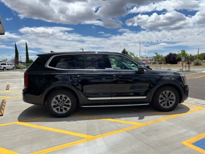 2024 Kia Telluride LX