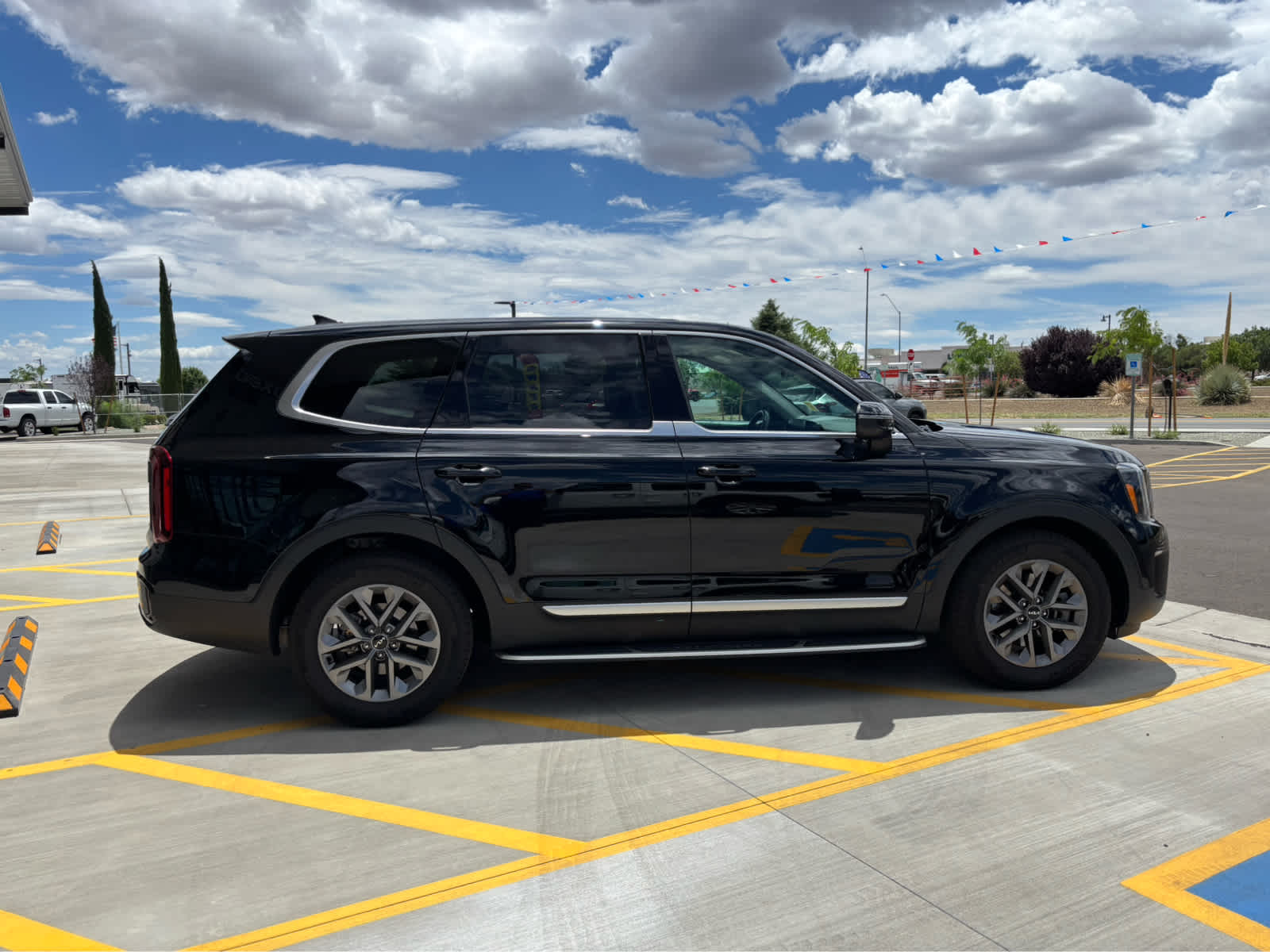 2024 Kia Telluride LX