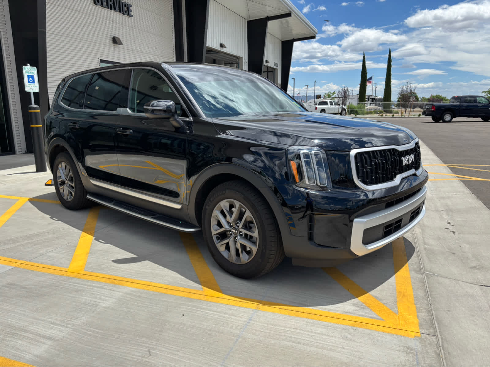 2024 Kia Telluride LX