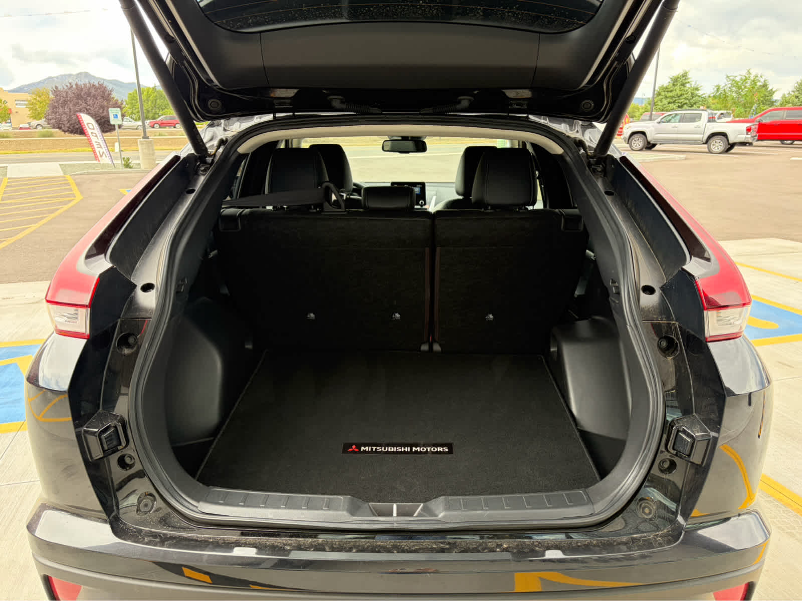 2025 Mitsubishi Eclipse Cross SE