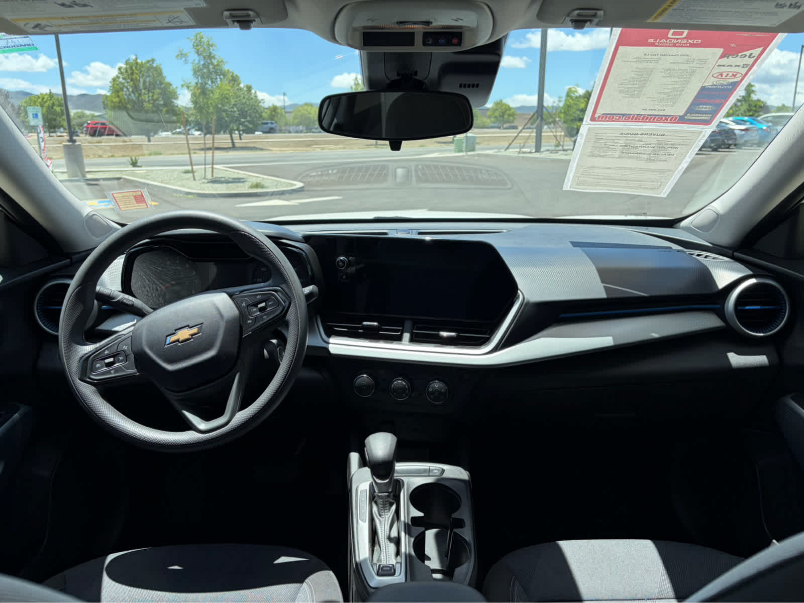 2025 Chevrolet Trax LS