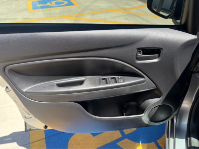 2018 Mitsubishi Mirage ES