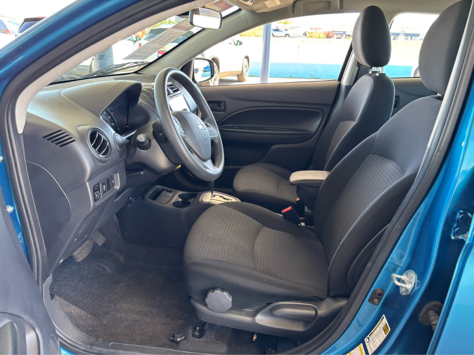 2024 Mitsubishi Mirage G4 ES