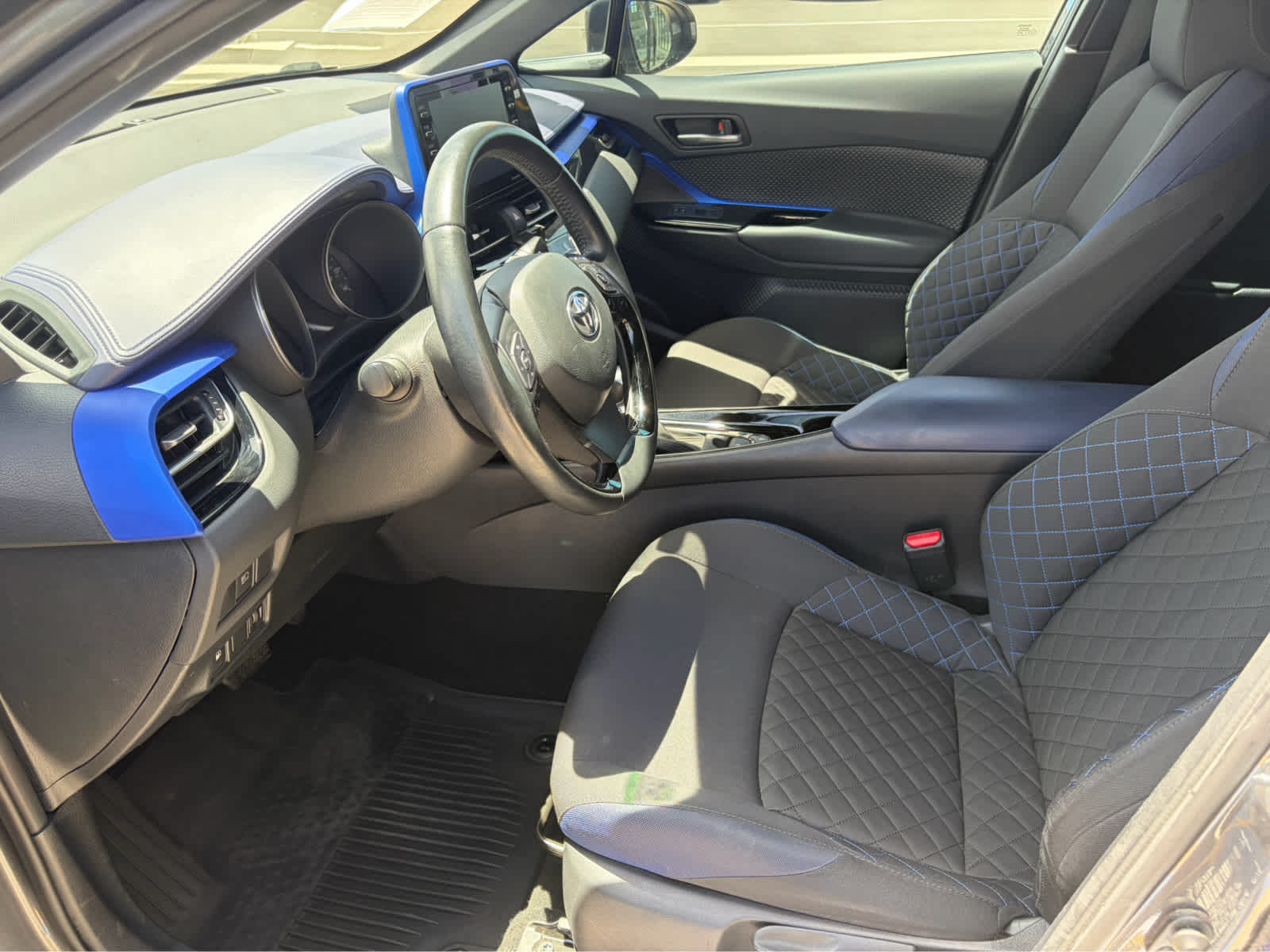 2021 Toyota C-HR XLE