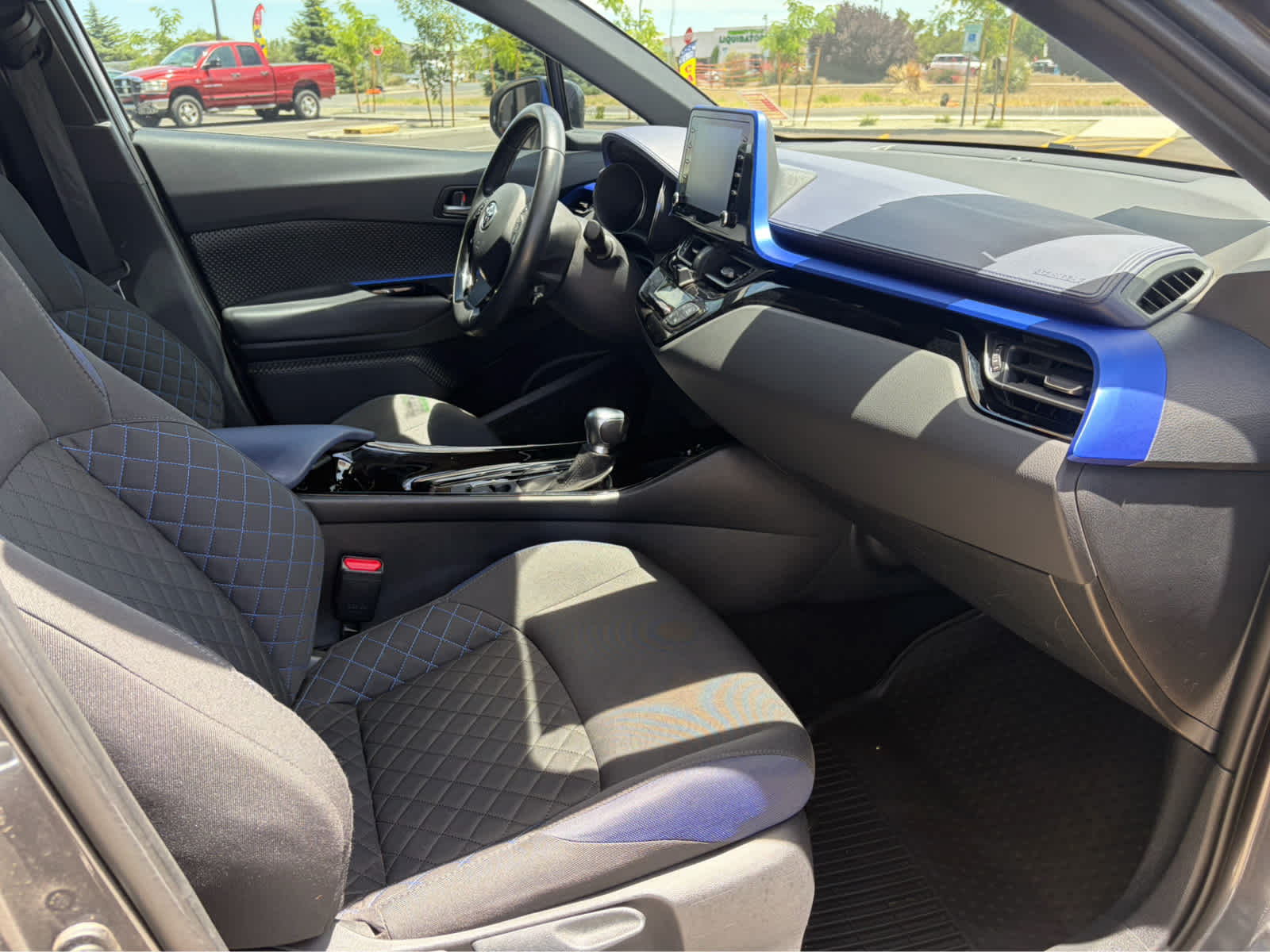 2021 Toyota C-HR XLE